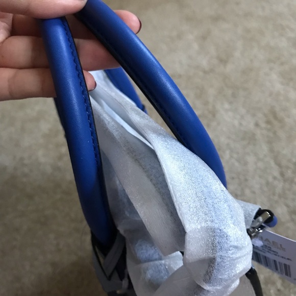 Michael Kors mercer bag - Picture 5 of 8